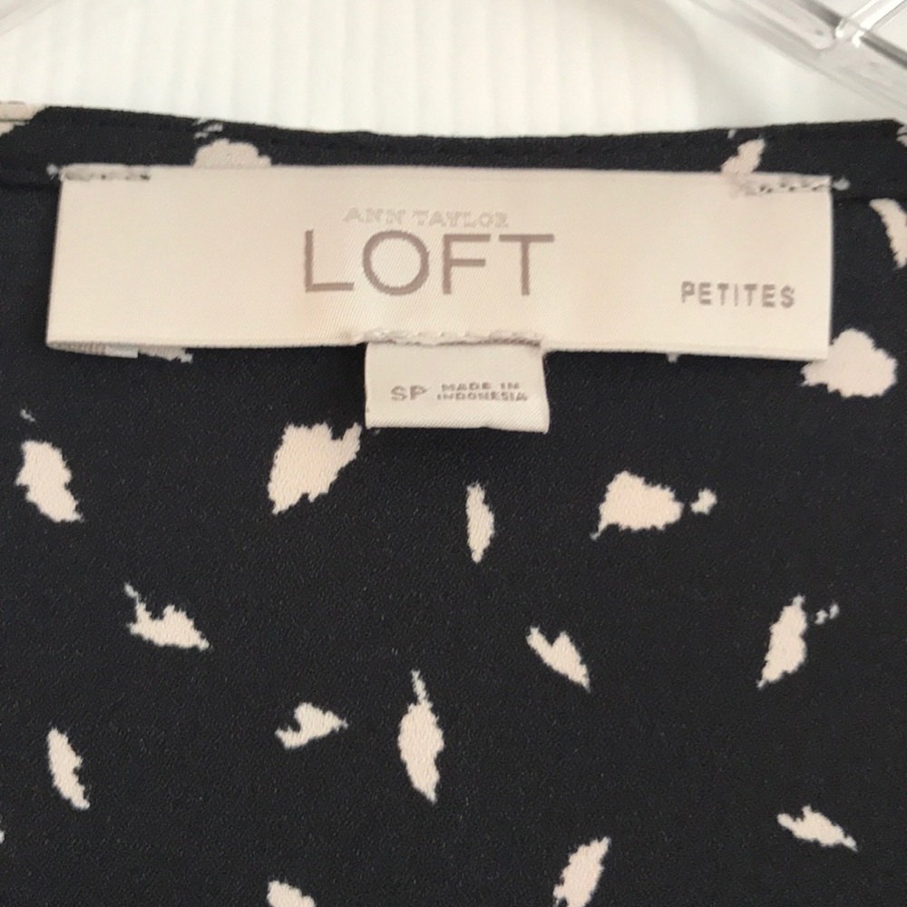 Loft Black and Tab Blouse SP - Picture 3 of 5